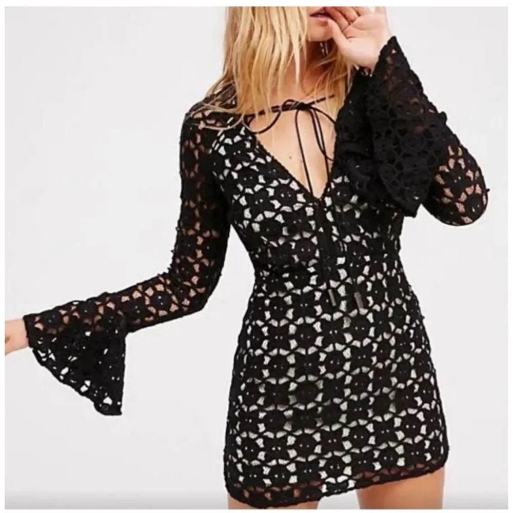 Free People Black Crochet Lace Bell Sleeve Mini Dress Lace Up Front Size 6
